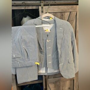 Gymboree seersucker 3 piece suit size 8 boys excellent condition